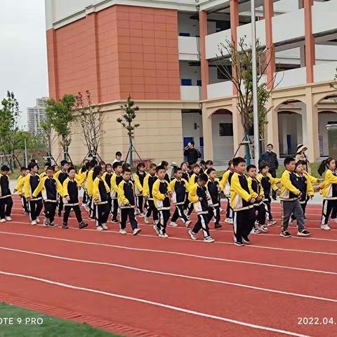 高新区实验小学运动会——201班