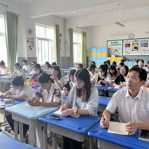 新学期，新征程——洛龙区开元小学新学期教师培训