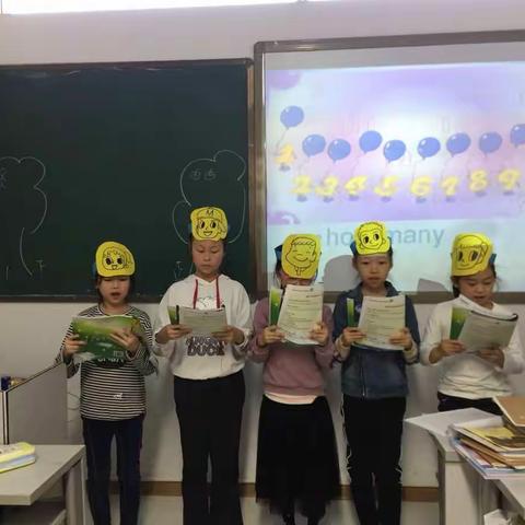蓝天剑桥英语学校10月第3周课堂剪影