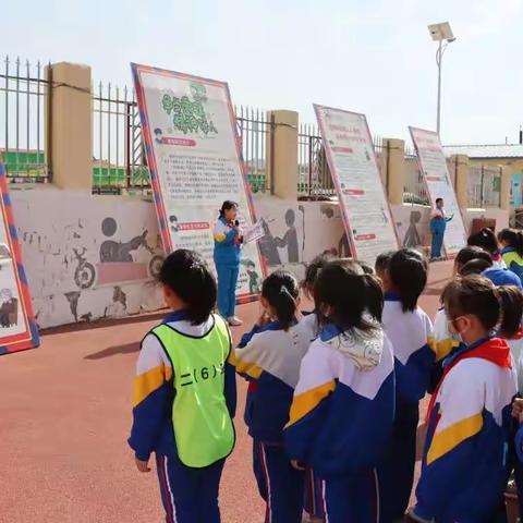 【张家口市产业人才领跑计划】安宁街小学“学雷锋 做雷锋”系列活动（三）