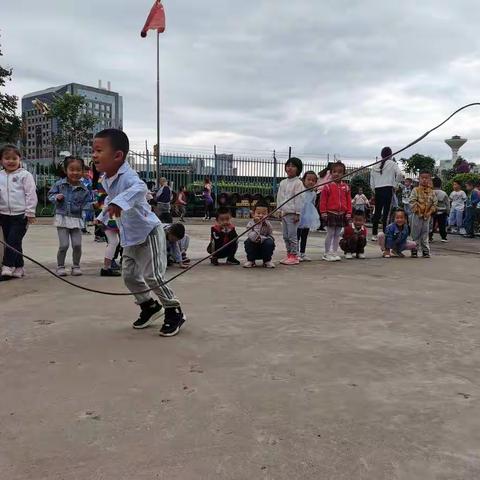 卓雅幸福树幼儿园大二班周记