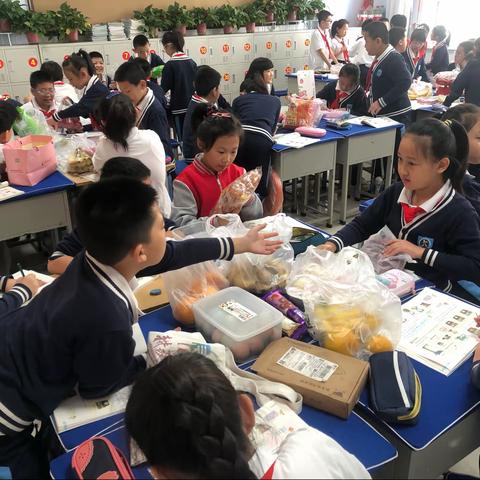 学习“重量单位”冷餐会