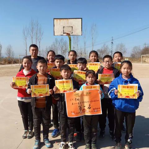 扬体育精神，展青春风采