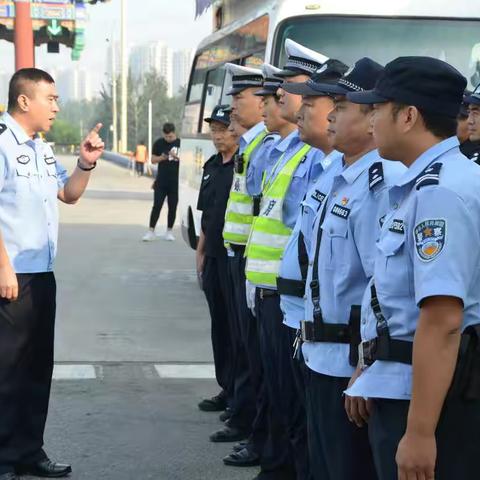 【路北分局】长深高速唐山西警务站按时启动等级勤务