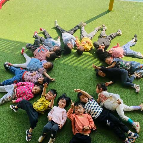 妮可幼儿园2022年春季学期小班组期末汇报