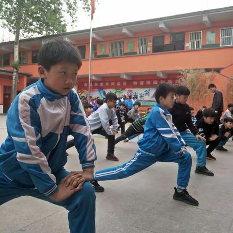 殷都区东北街小学“功夫小子”社团掠影