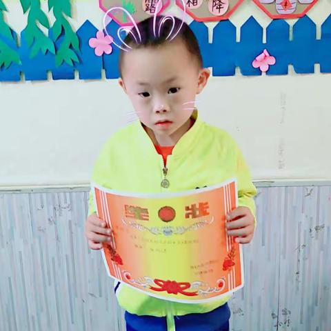 手拉手优智园国际B2班：“亲子总动员”活动剪影