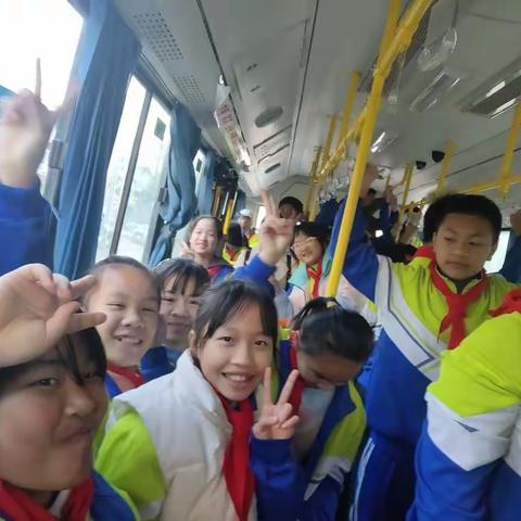 聚焦“双减”开展体验式全程生涯教育———2021年秋季学期六（2）班年级研学活动