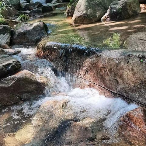 青山绿水云梦山