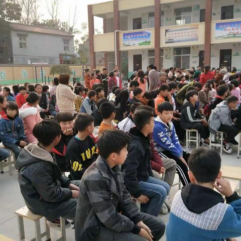 不负光阴，砥砺前行                                         ——黄岗镇张桥小学期中考试总结暨表彰大会