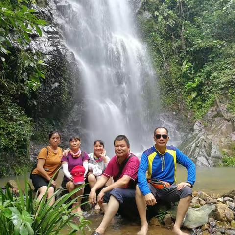 趁今天有空，去了一个久违的地方，各位能猜到是那里么😀