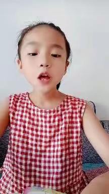 晒优秀作业，展学生风采！                二（3）班一组暑假作业展示