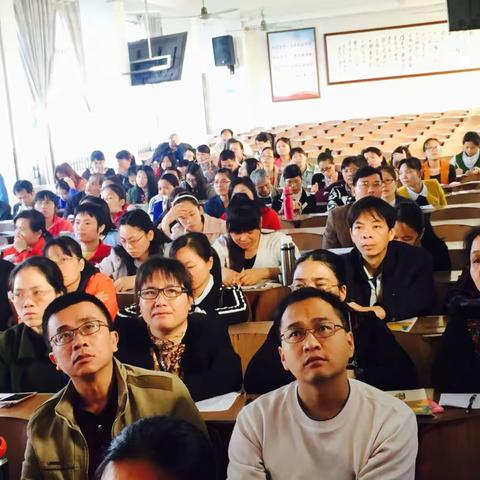 为了英语之花吐芬芳——覃塘区2018年春季期小学英语教材培训（金鹰联盟）