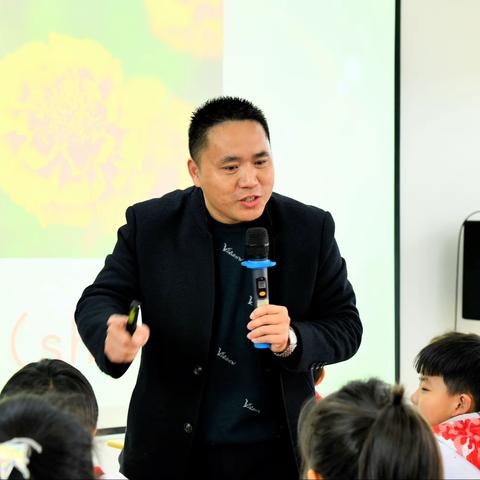 名师领航 助力成长—— 旬邑县实验小学《寻找语文教学的新方向》主题培训纪实