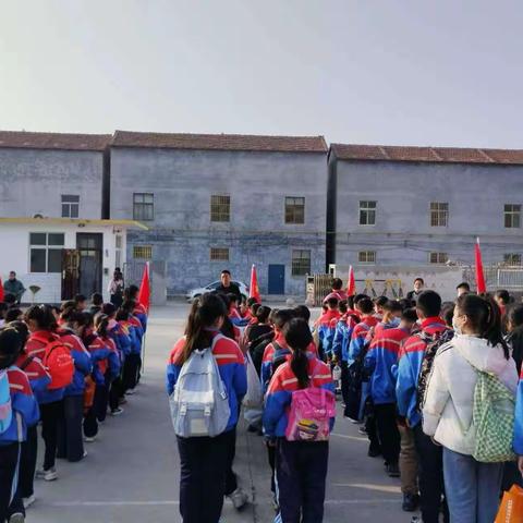 相约春天，不负韶光——磊口乡泉门小学野炊活动