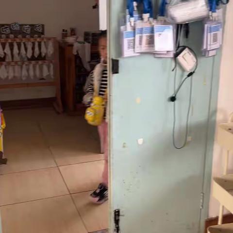 云端开放 其乐共享——菱塘回民幼儿园中一班半日开放活动