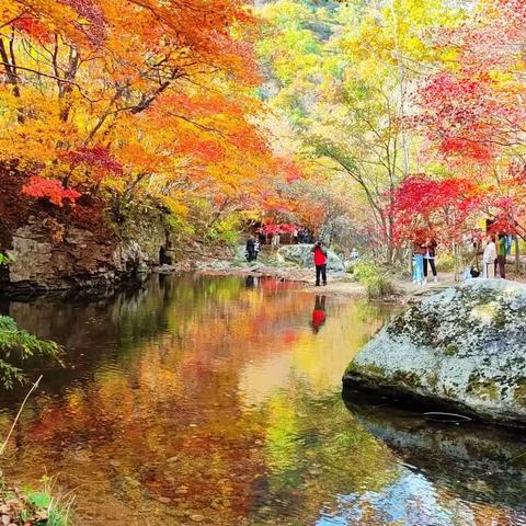 辽东半岛游-本溪赏红叶-老边沟-大石湖