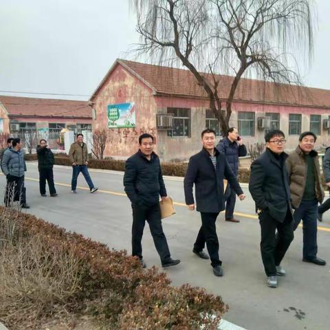 观摩取真经，交流促提升——香城镇召开小学校长学校管理工作现场观摩会