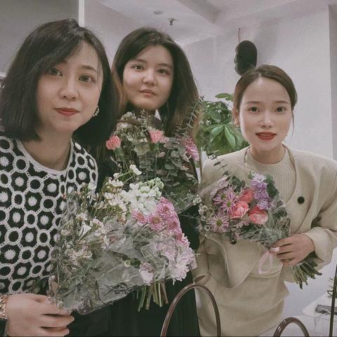 诗情画意迎芳春 插花品香庆三八