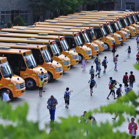 银川西夏德胜幼儿园大班组“致家长的一封信”