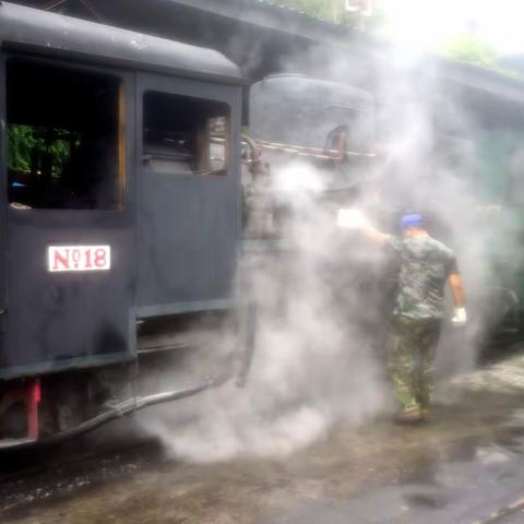 观光嘉阳小火车