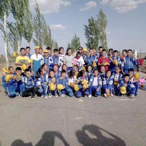 走进大自然，沐浴爱的阳光！