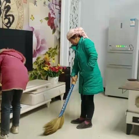 “小手拉大手·最美家庭助力乡村振兴我在行”