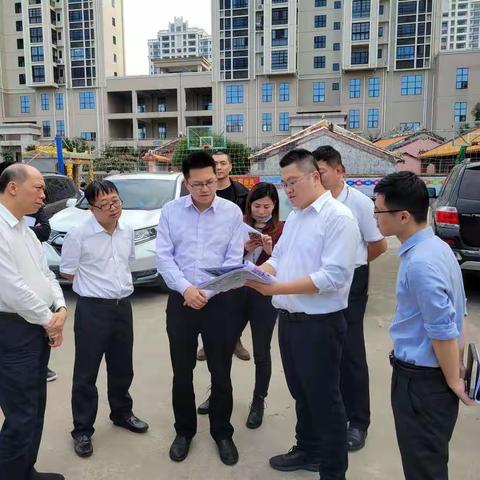 海口市政府副市长陈景进到琼山区调研城市更新工作