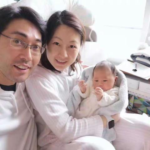 亲亲我的宝贝