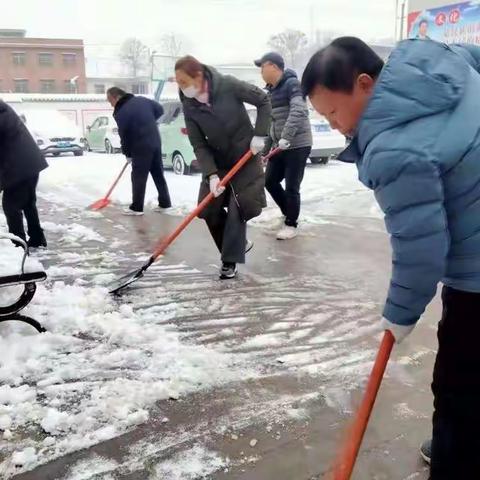 岁末将至 冰雪消融，柏树乡政府全力应对低温雨雪冰冻灾害