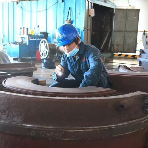 公司#2机、#1炉大修工作深入推进