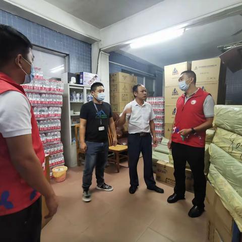 石围社区全力做好台风“圆规”防御工作