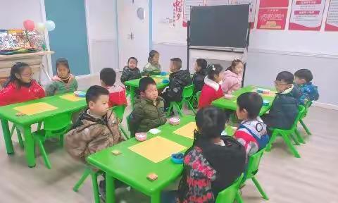 新苗幼儿园围棋结业课