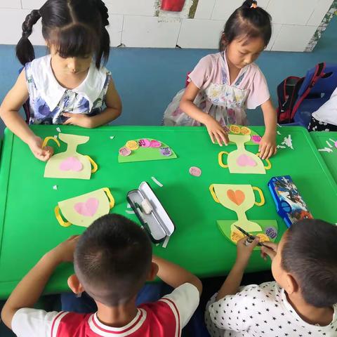 西里双幼儿园：父爱如山    感恩相伴