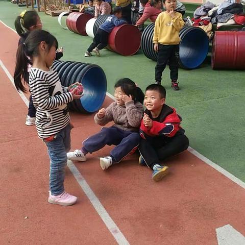 艺中幼儿园――大四班《滚筒游戏》