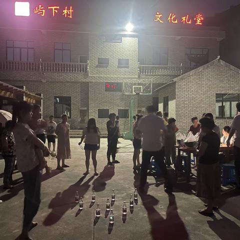 善小而精，无微不至。炎炎夏日，民泰银行坚持送清凉下乡，为更多村居和村民送去更好的服务！