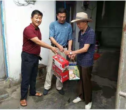 侯山沃社区建军节活动