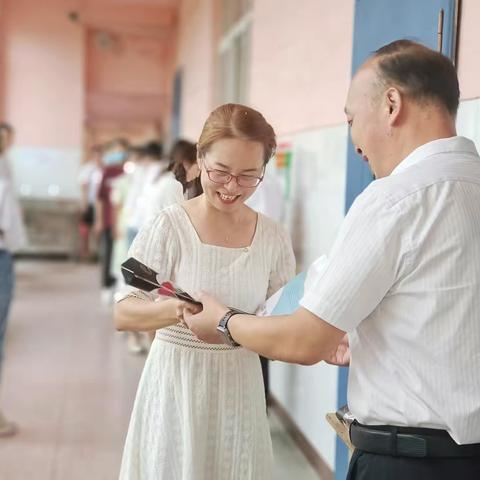 桃李满天下 花好月更圆 ——安乐明德小学庆祝第三十八个教师节暨表彰大会纪实