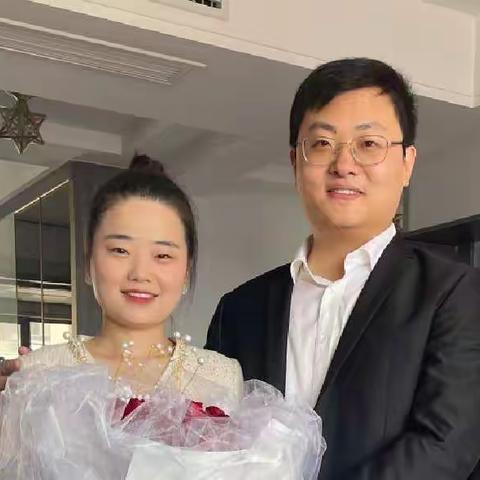 我们订婚啦！