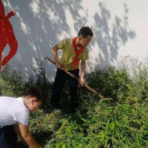 【卫生打扫齐上阵，美化校园我参与】——孟塬镇第二小学校园清洁卫生大扫除活动
