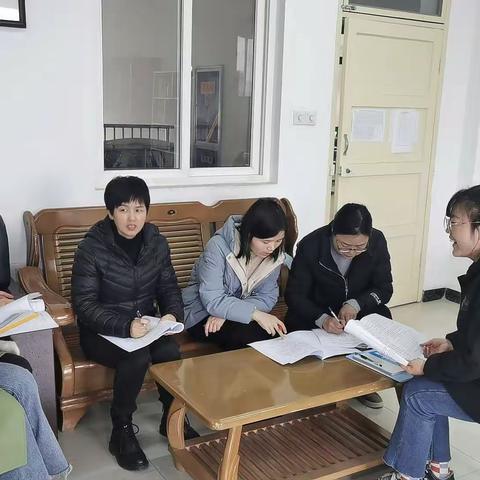 抓业务 提能力 勤反思 共成长——鄠邑区五竹中心学校英语教研组活动纪实