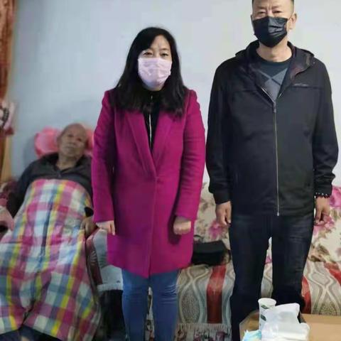 唐园社区对4050困难认定人员进行入户走访调查