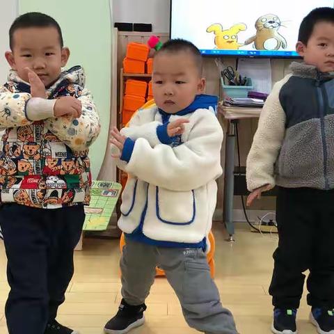 【莱茵园小二班】小耳朵用处大，我们一起保护它——爱耳日主题活动