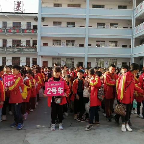 中方镇中心小学四二班“粟裕故居”红色研学活动