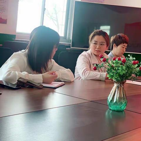 英语教研，共促成长——堡子店小学青蓝工程工作系列活动之英语组教研活动