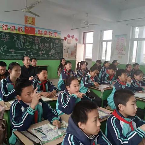 贾罕小学校日常教研—推门听课助成长