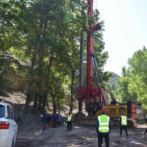 国道241线新建工程第七合同段项目部组织五一劳动节系列活动