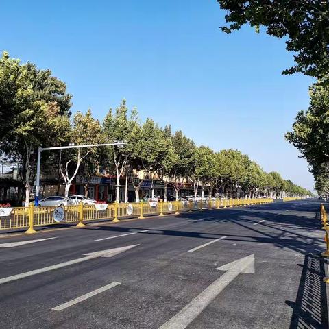 我县振兴路成功创建市级“精品街道”