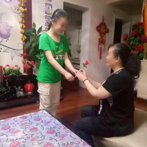 杨老师二胡班母亲节感恩场面分享