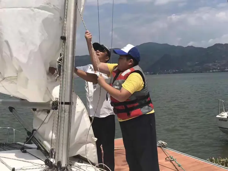 夏令营游建德航空小镇
